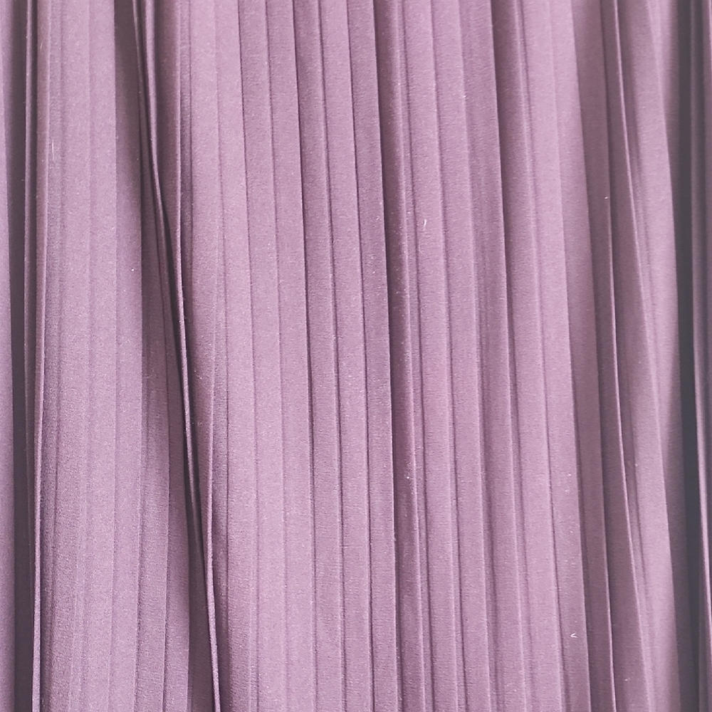 Purple Pleated Fabric - Picture 4 of 4